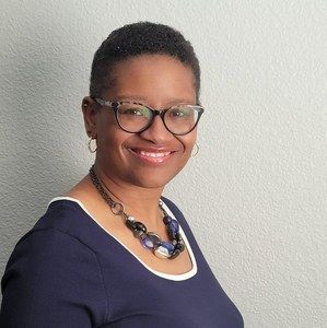 Meet your Posher, Loukisha